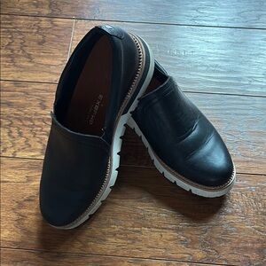 Woman CAT Parody Black Slip on